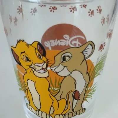 verre amora disney